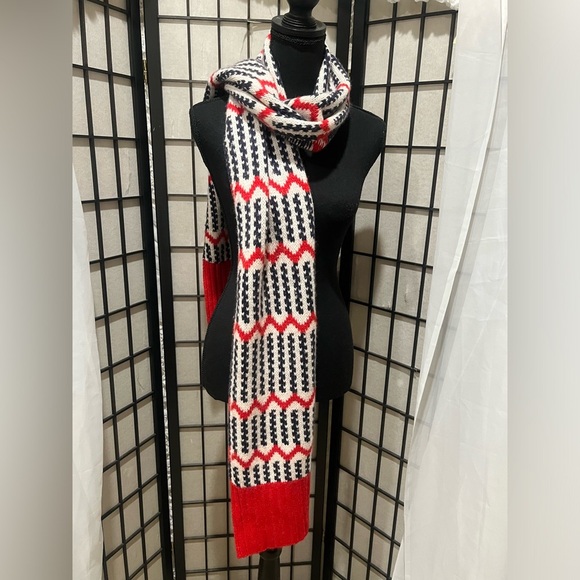 J. Crew Vibrant Red WHITE AND BLUE PATTERN SIX- FOOT—LONG WOVEN WINTER SCARF! - Picture 4 of 8